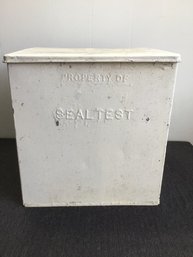 Vintage Seal Test Milk Cooler Box