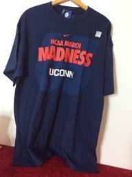 NCAA MARCH MADNESS UCONN XL T Shirt With Tags