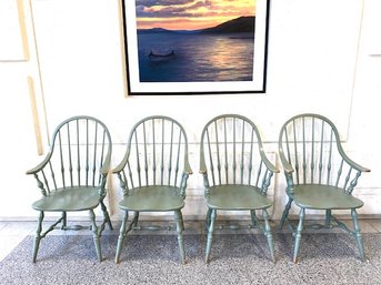 Set Of 4 Solid Wood Windsor Back Chairs In Antique Blue