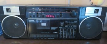 Fisher PH402 Boom Box Cassette AM/FM