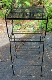 Cute Metal Plant Stand