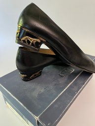 A Pair Of Vintage Womens Di Sandro Italian Heels - Size 6