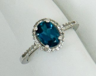 PRETTY BLUE AND WHITE GEMSTONE STERLING SILVER RING