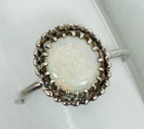 VINTAGE OPAL STERLING SILVER RING