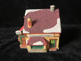 LEMAX Collectible Building