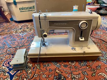 Vintage Sears Kenmore Sewing Machine With Carrying Case