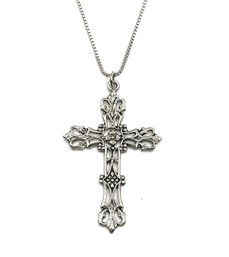 Vintage Sterling Silver Chain With Beautiful Ornate Sterling Silver Cross Pendant