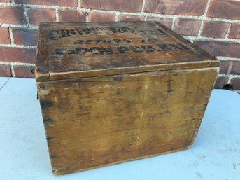 Antique Advertising Box From Shore's Market In Rhode Island - Famous Market Since 1920 - Very Cool Piece !