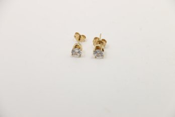 14k Yellow Gold Cz Stud Earrings