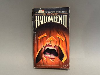 Halloween II 1981 Paperback Book