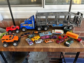 Lot Of Truck, Cars And Miniature Cars - Some Hotwheels