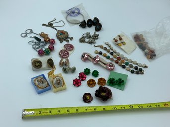 Large Lot Of Indian Jewelry
