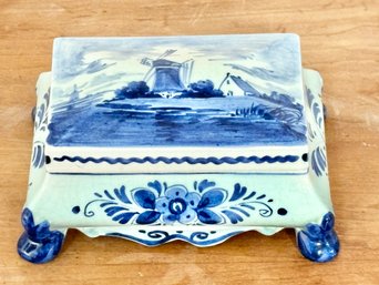 Vintage Delft Trinket Box