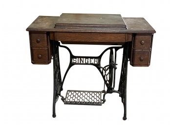 Antique Early 1920's Singer Sewing Machine Table