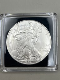 Beautiful 2009 Uncirculated American Eagle Silver Dollar In Plastic Case