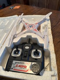 Quadocopter 2.4 GHz In Box