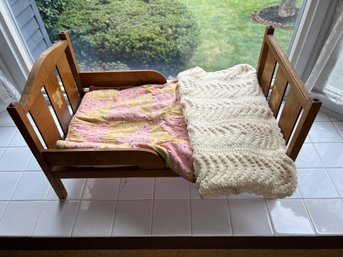 Vintage 1940s Whitney Bros. Doll Bed With Blankets