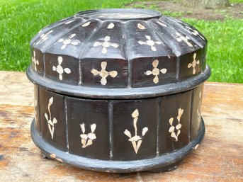 A Vintage Chinese Spice Box, Inlaid Mother Of Pearl Exterior