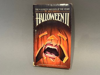 Halloween II 1981 Paperback Book
