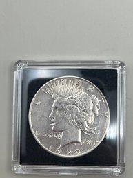 Beautiful 1922-S Silver Peace Dollar In Plastic Case