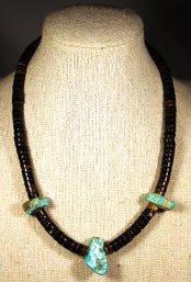 Vintage Turquoise And Shell Beaded Necklace 18' Long.