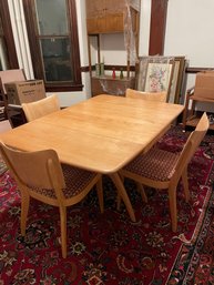 Heywood Wakefield Wishbone Table With 2 Leaves And 6 Matching Chairs