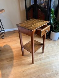 Beautiful End Table With Drawer