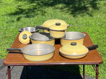 CLUB Harvest Gold Aluminum Cookware Set