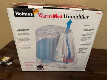 New  In Box Holmes HM5300 Warm Mist Humidifier