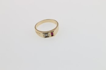 14k Yellow Gold Diamond Ruby Ring Size 4.50