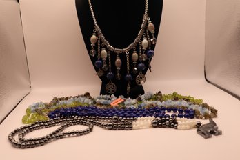 6 Costume Necklaces Varied Sizes And Materials/Stones