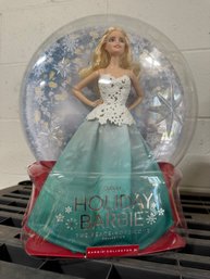 NEW IN Snow Globe Shaped Box - Holiday Barbie 2016 - G8058