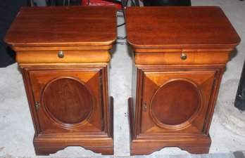 Lexington Victoriana Oak Side Tables