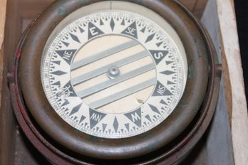 Old Heavy Brass Nautical Navy Ship Compass In Swivel Box