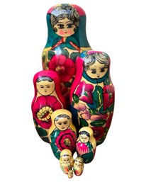 VINTAGE RUSSIAN USSR WOODEN NESTING DOLLS SET OF  8PIECE HAND PAINTED 8''