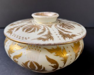 Antique Venetian Porcelain Hair Reciever
