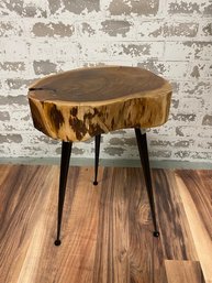 Atomic Hair Pin Leg Style Live Edge Accent Table/plant Stand