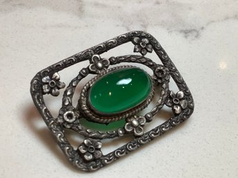 Beautiful Coin Silver Pin With Green Accent Stone 8.29 G.