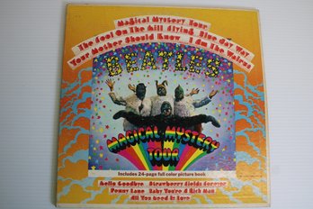 Beatles Magical Mystery Tour Record Album - Gatefold Cover Capitol Smal-2835