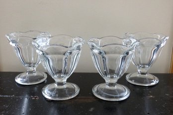 Set Of 4 Anchor Hocking Footed Tulip Dessert Dishes