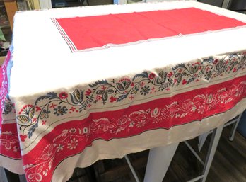 Penn Dutch Theme Vintage Tablecloth