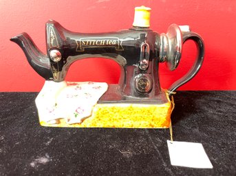 Sewing Machine Teapot By Carters Of Suffolk