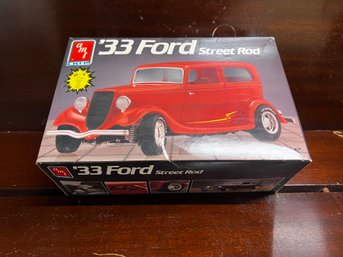 1933 Ford Street Rod 1/25 Scale Model Car Kit - Candy Apple Red With Lightning Stripes