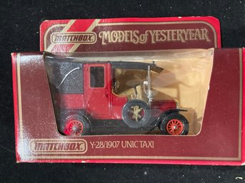 1984 Matchbox Models Of Yesteryear Y-28/1907 Unic Taxi