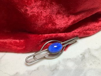 Sterling Silver Blue Stone Clip 7.35 G.