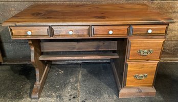 Knee Hole Desk