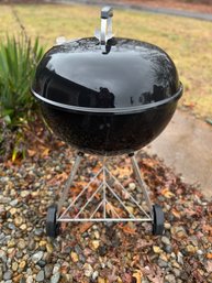 Small Weber Portable Charcoal Grill