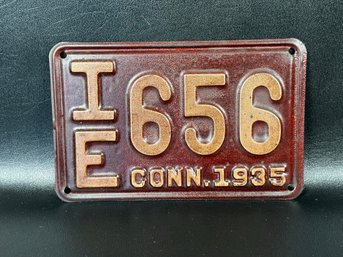 Vintage License Plate: CT 1935, IE 385