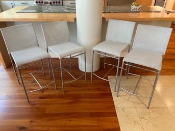 Set Of 4 White Modern Counter Stools Net Fabric Metal Frame 16x17x36