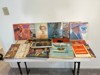 Large Lot Of Records, Many Are Frank Sinatra